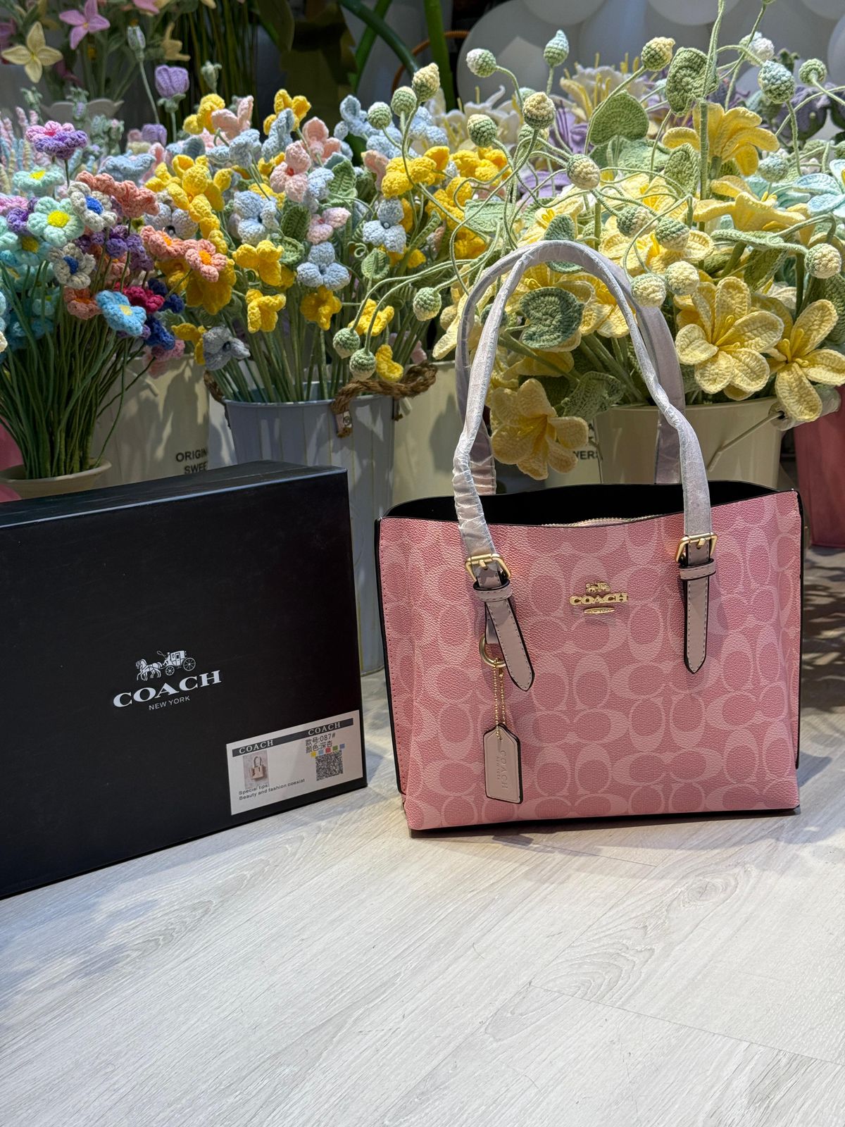 Coach - Mollie Tote Bag 25 In Signature Canvas