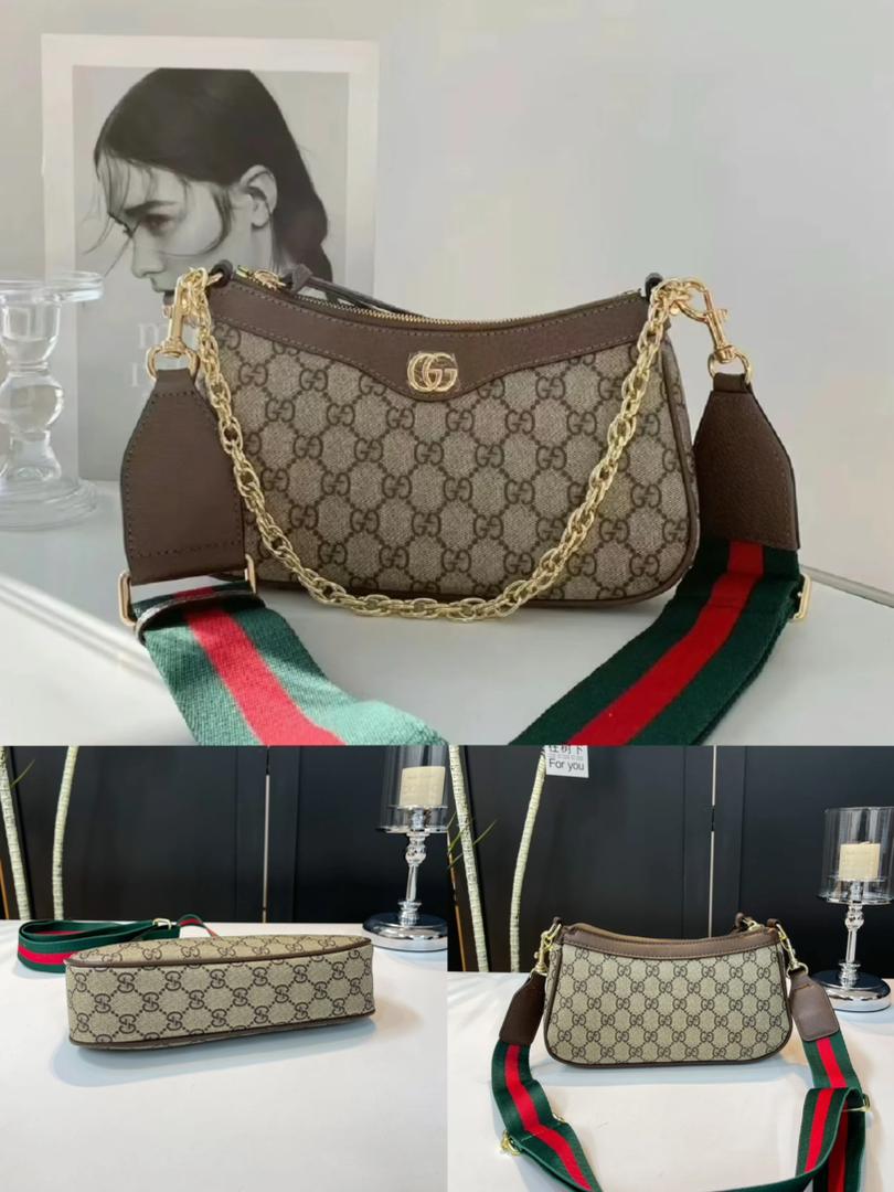 Gucci canvas shoulder bag