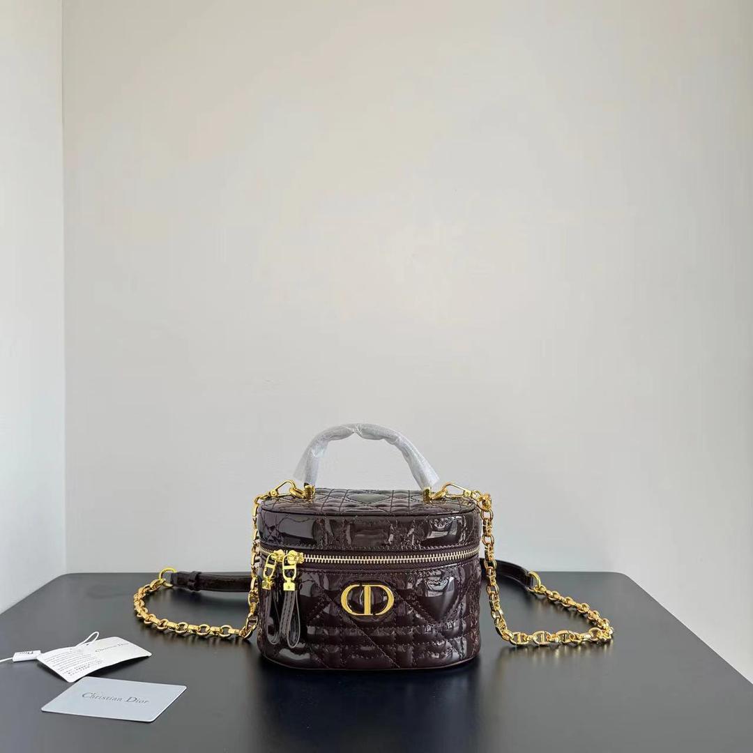 Dior 30 Montaigne Mini Vanity Case