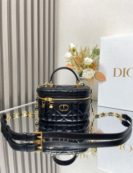 Dior 30 Montaigne Mini Vanity Case