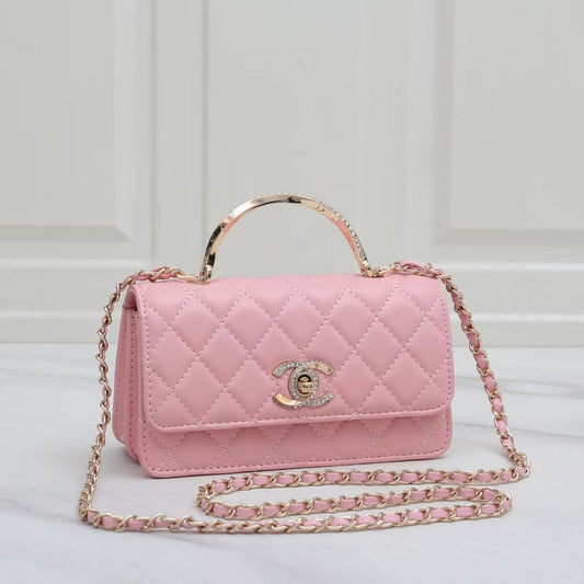 Chanel  - Chanel White Lambskin Leather CC Trendy Top Handle Bag