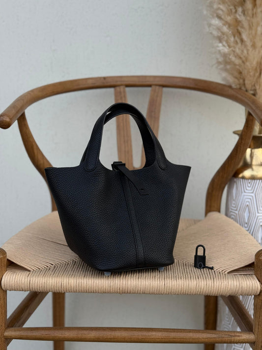 Hermes Vert Cypress Taurillon Clemence Leather - picotin-lock-18-monochrome-black-clemence-black-hardware