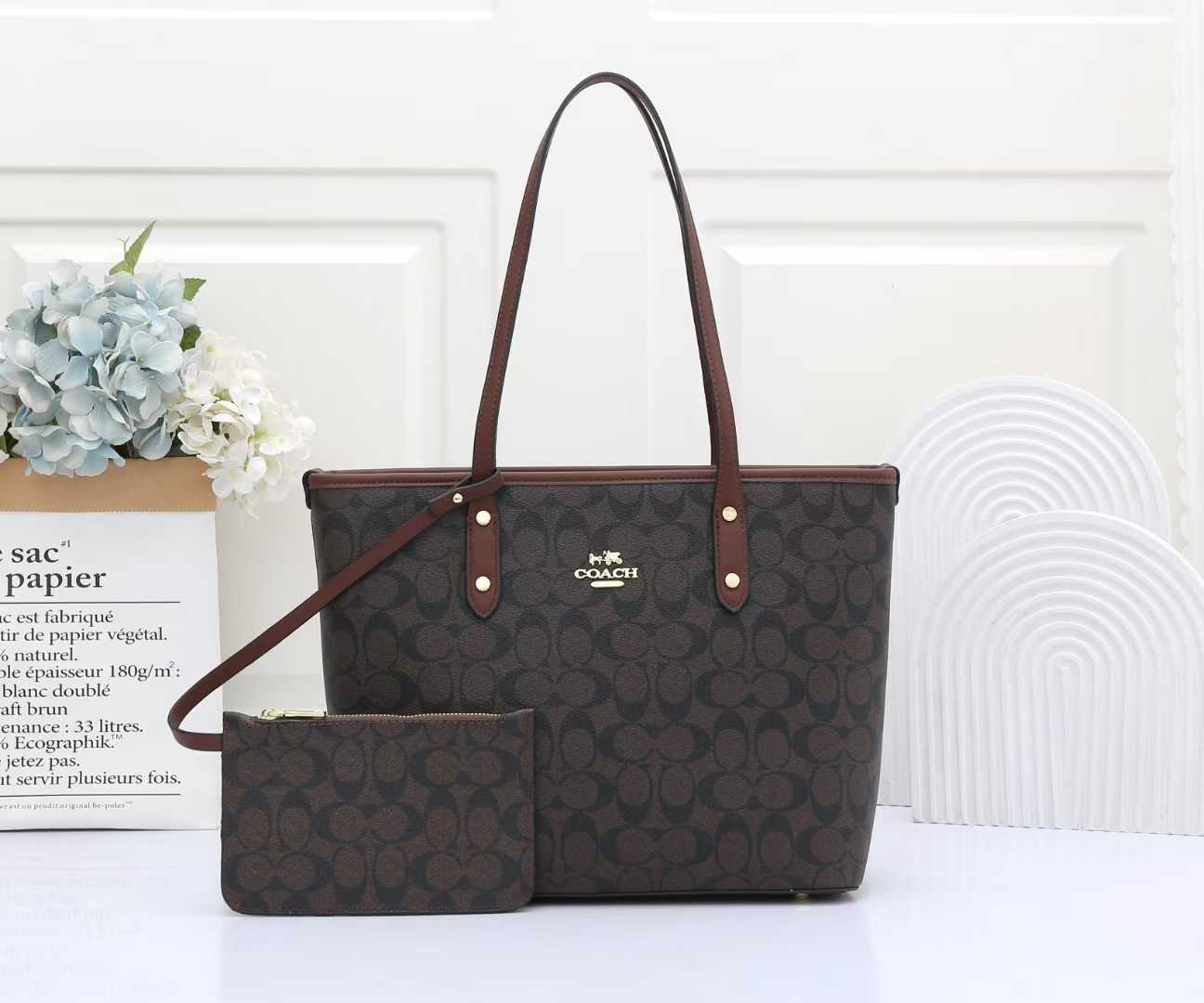 Coach - City Tote Bag In Signature Canvas