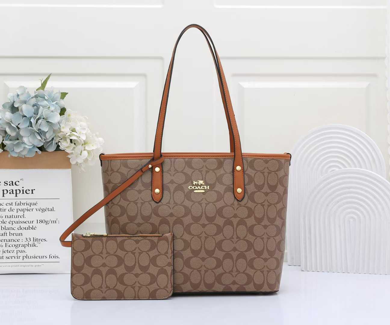 Coach - City Tote Bag In Signature Canvas