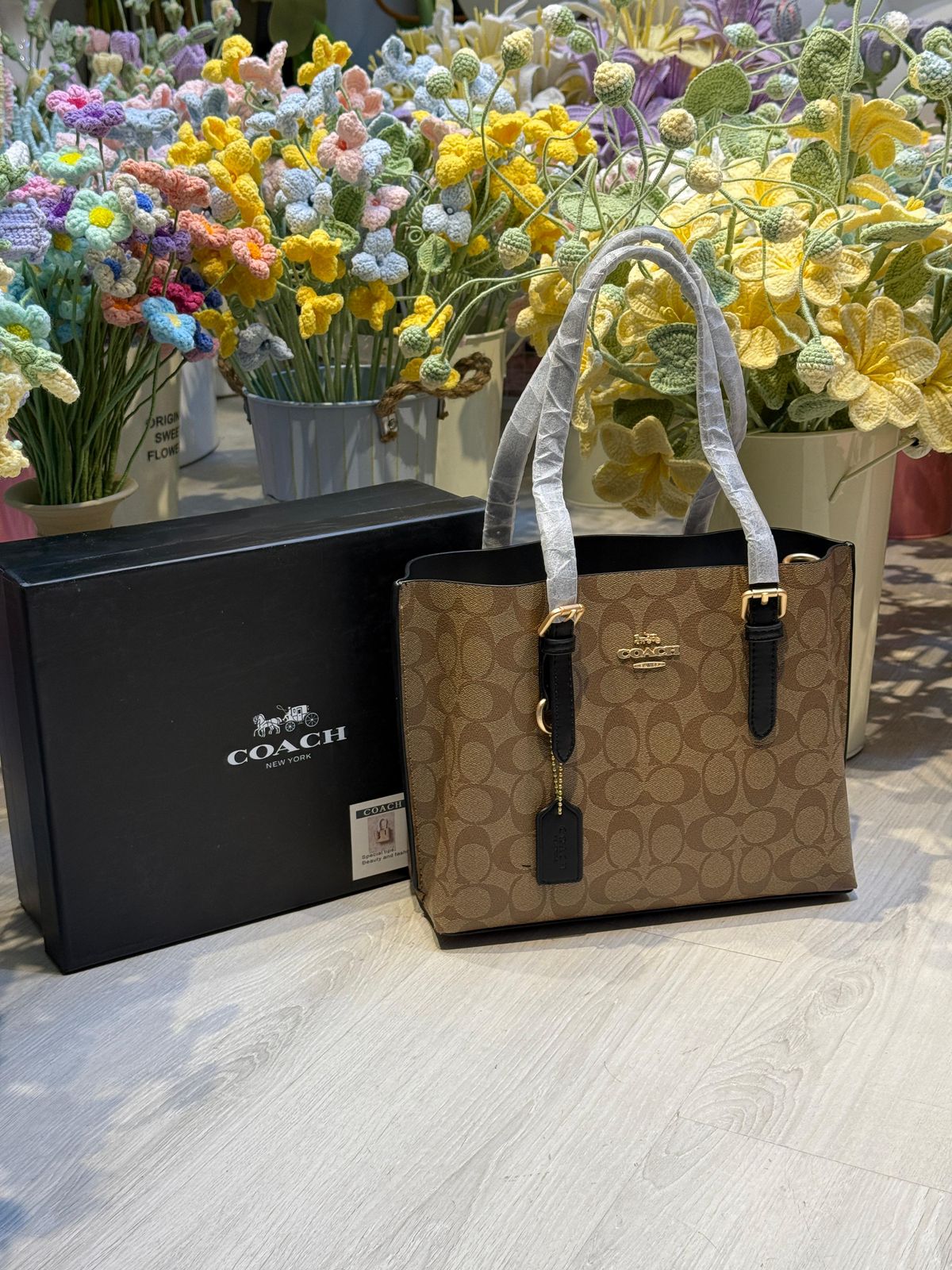 Coach - Mollie Tote Bag 25 In Signature Canvas