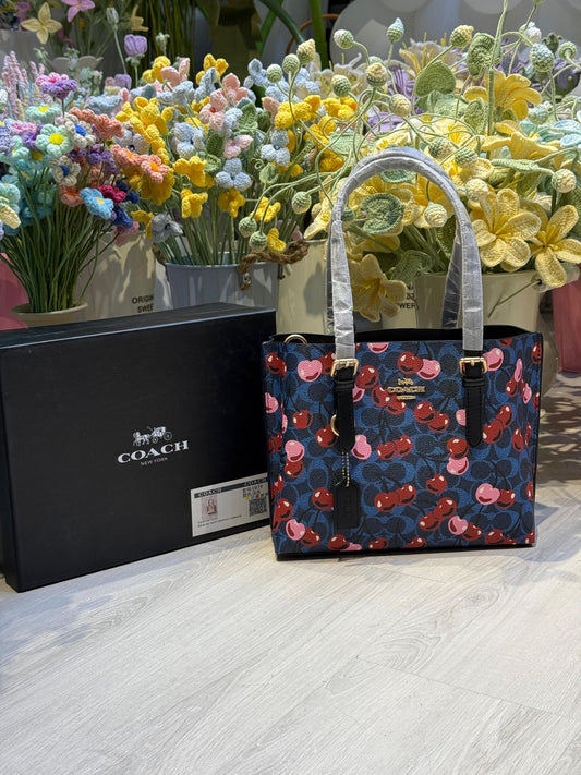 Coach - Mollie Tote Bag 25 In Signature Canvas